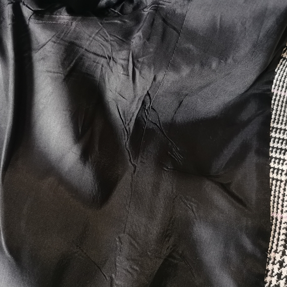 Lauren Ralph Lauren Linen Black, White and Pink Plaid Crop Jacket Size 8 - Picture 10 of 10